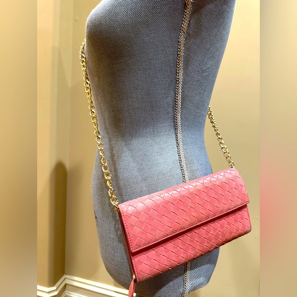 Bottega Veneta Light Pink Intreccio Long Wallet W/unbranded chain